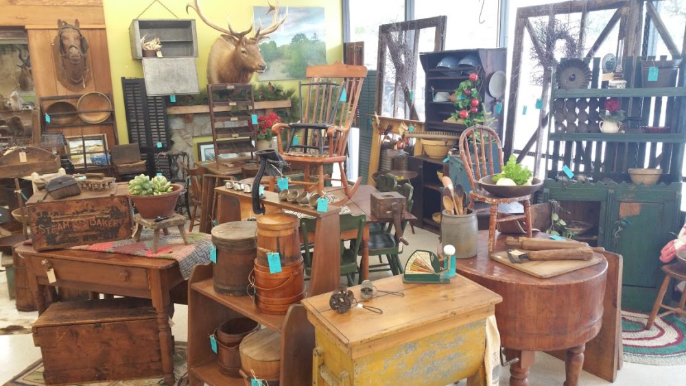 Ocala Antique Mall and EstatesOCALA ANTIQUE MALL AND ESTATES