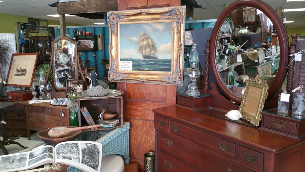Ocala Antique Mall and EstatesOCALA ANTIQUE MALL AND ESTATES